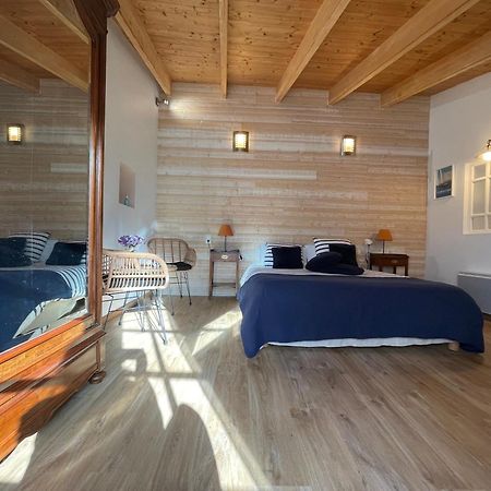 Logis Saint Leonard Bed and Breakfast Dompierre-sur-Mer Exteriör bild