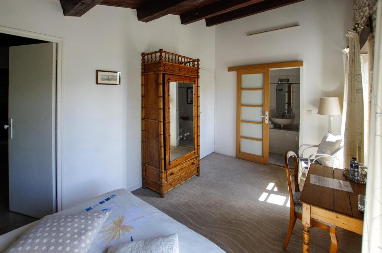 Logis Saint Leonard Bed and Breakfast Dompierre-sur-Mer Exteriör bild