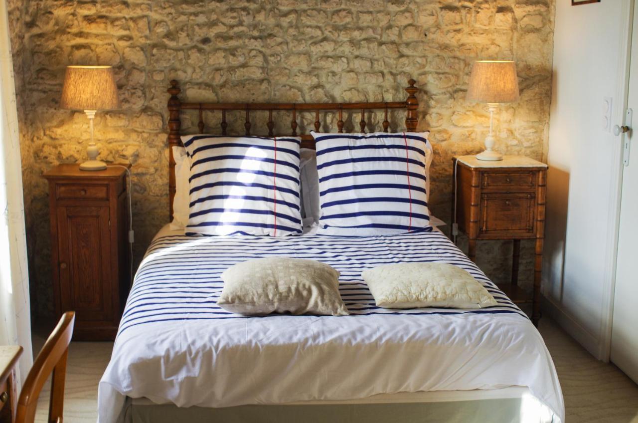 Logis Saint Leonard Bed and Breakfast Dompierre-sur-Mer Exteriör bild