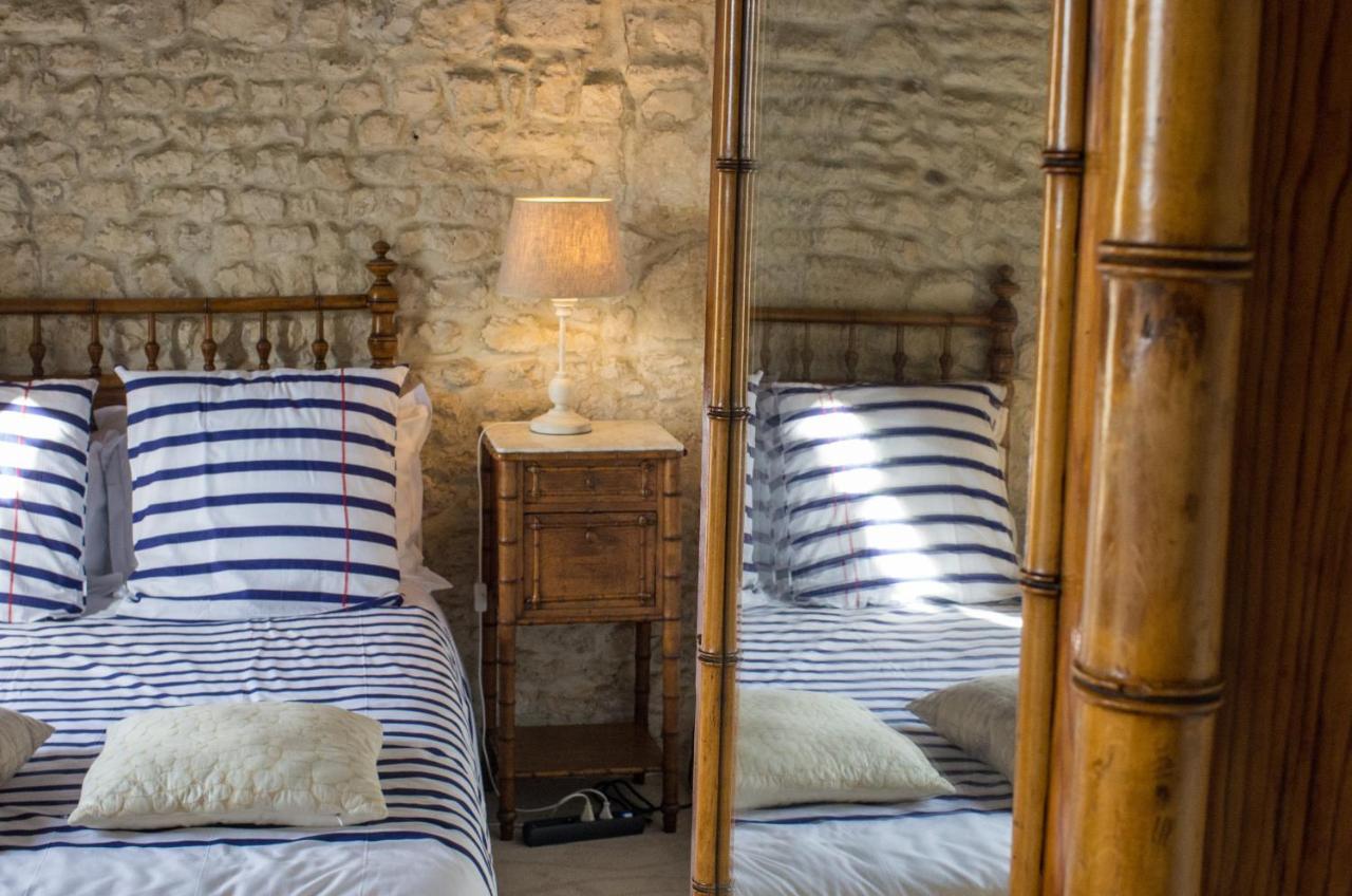 Logis Saint Leonard Bed and Breakfast Dompierre-sur-Mer Exteriör bild